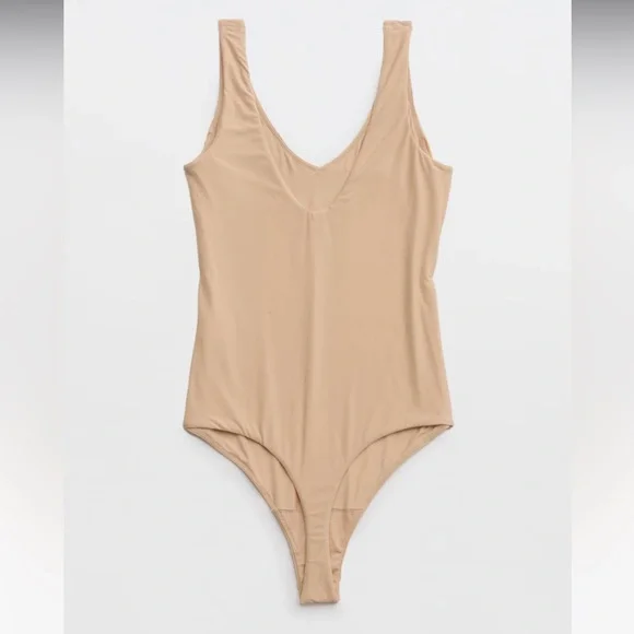 Aerie SmoothEZ Plunge Bodysuit - Picture 9 of 11